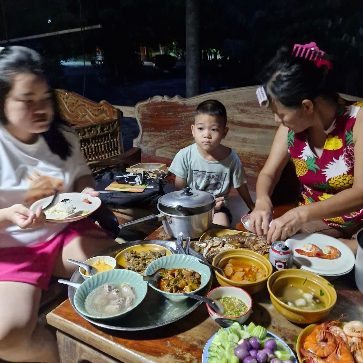 Cover Image for บ้านรักษ์ทะเล อ่าวยาง รีสอร์ต