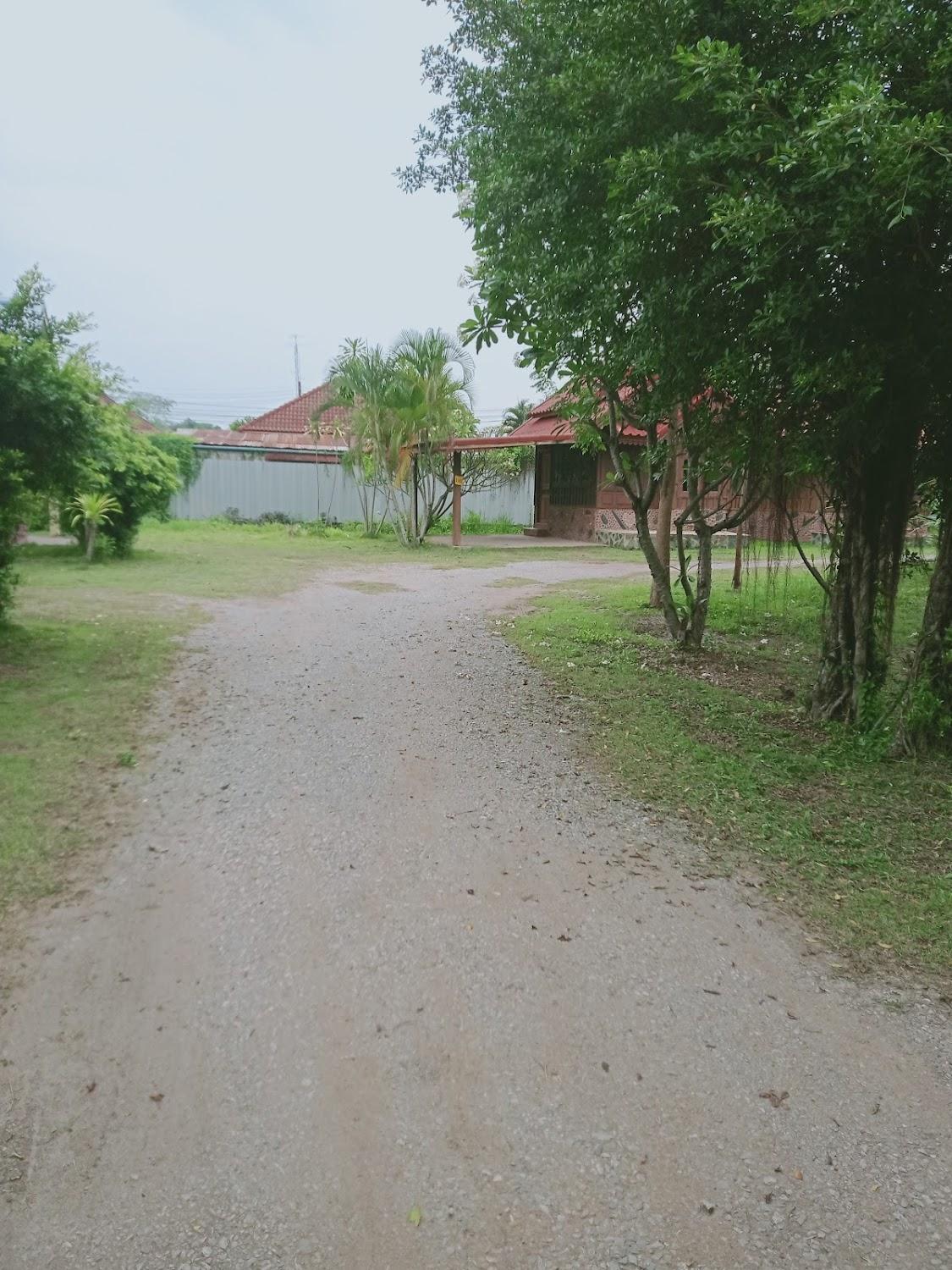 Cover Image for บ้านแก้ว รีสอร์ท