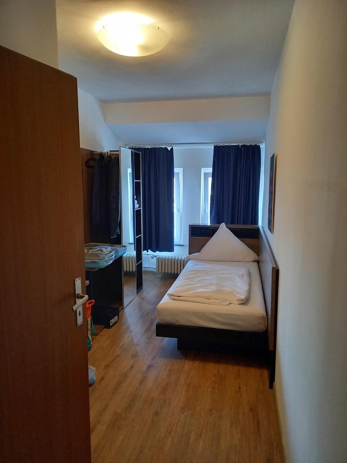 Cover Image for Center Hotel Essen