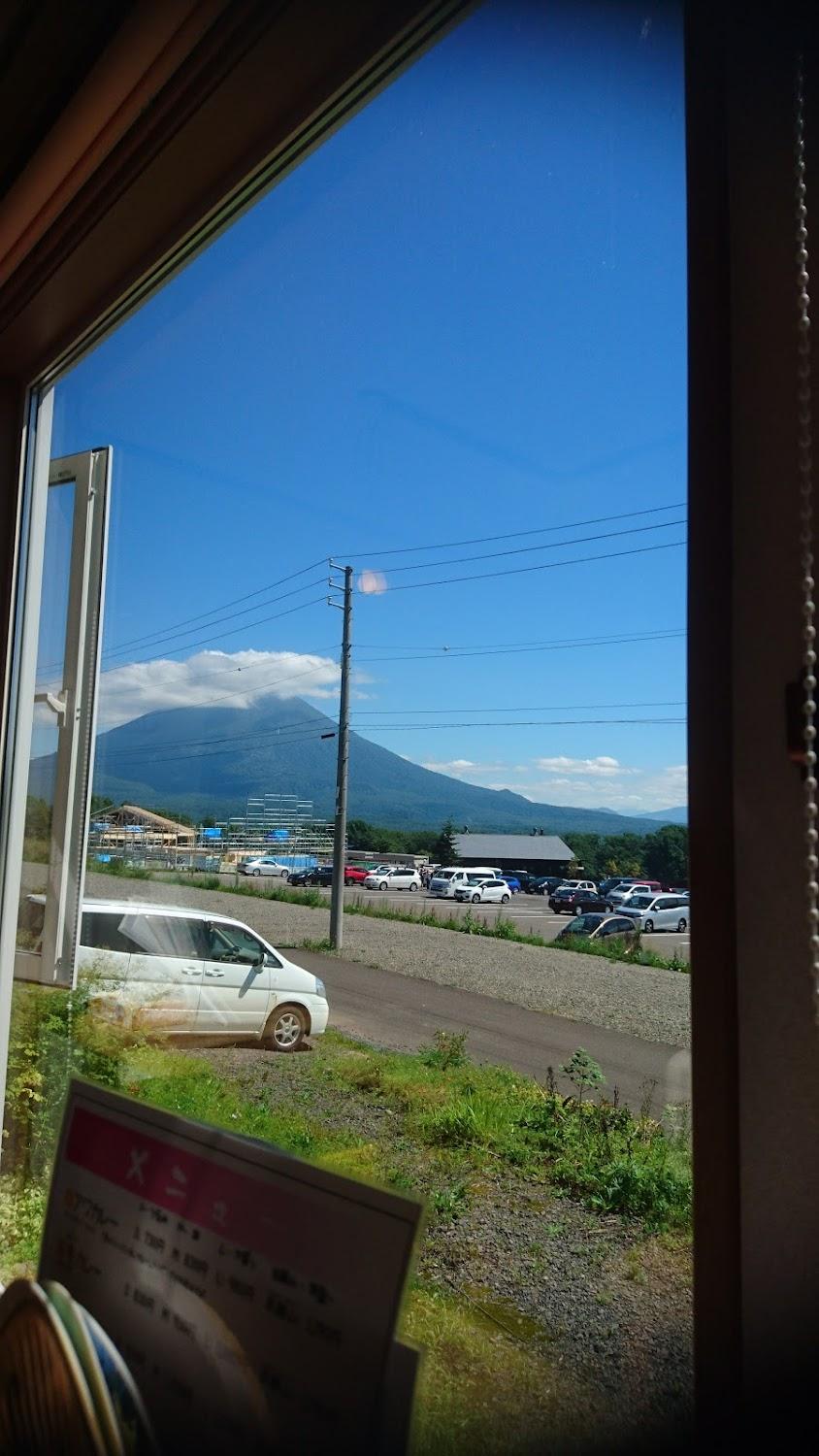 Cover Image for Niseko Hourglass