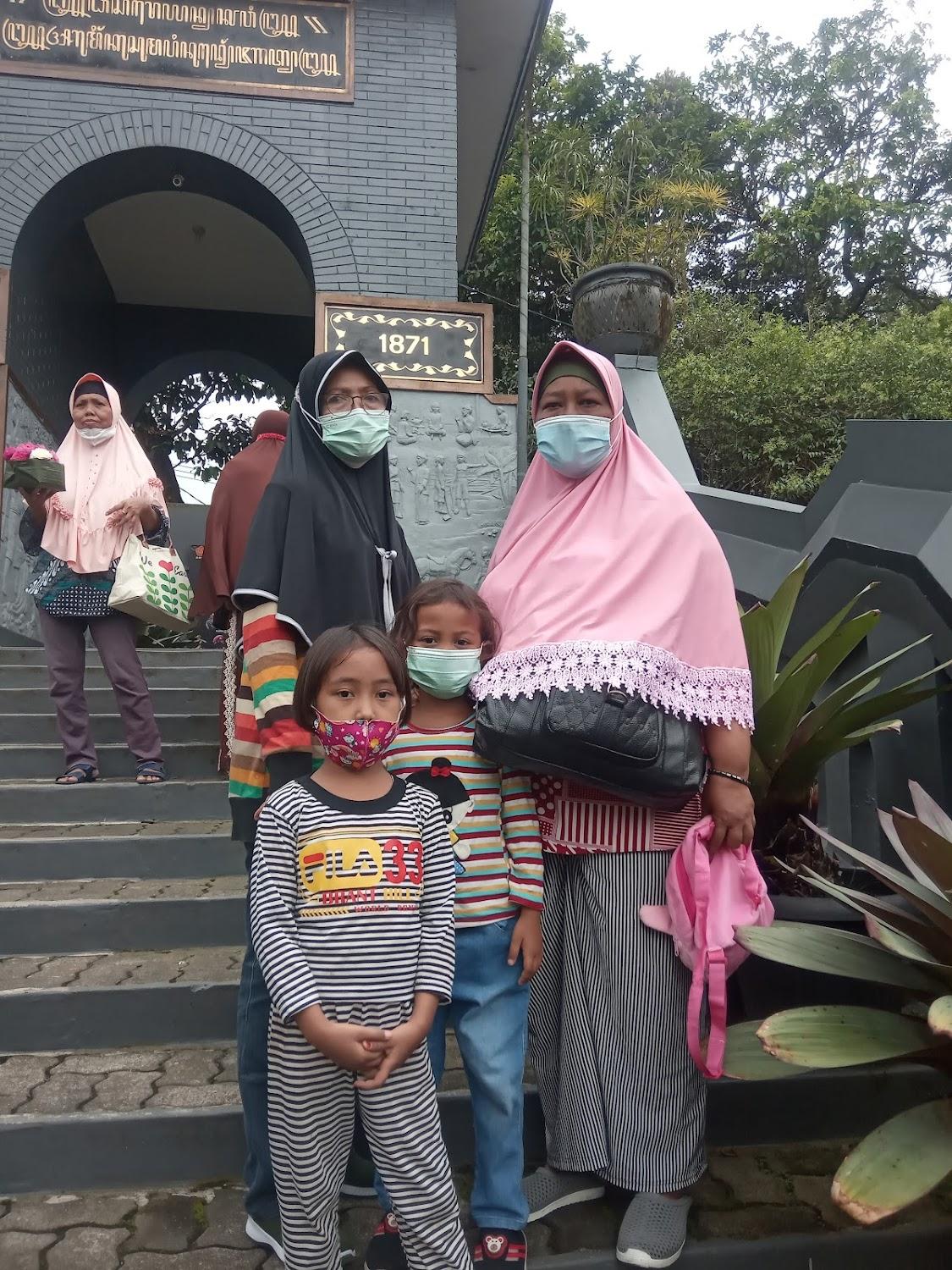 Cover Image for RedDoorz Syariah near Suramadu