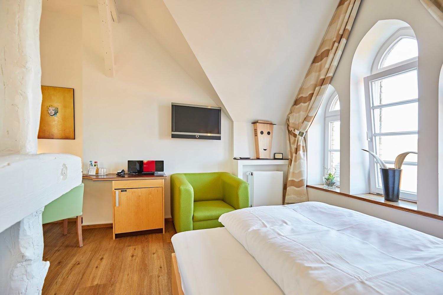Cover Image for Hotel Zur Wartburg