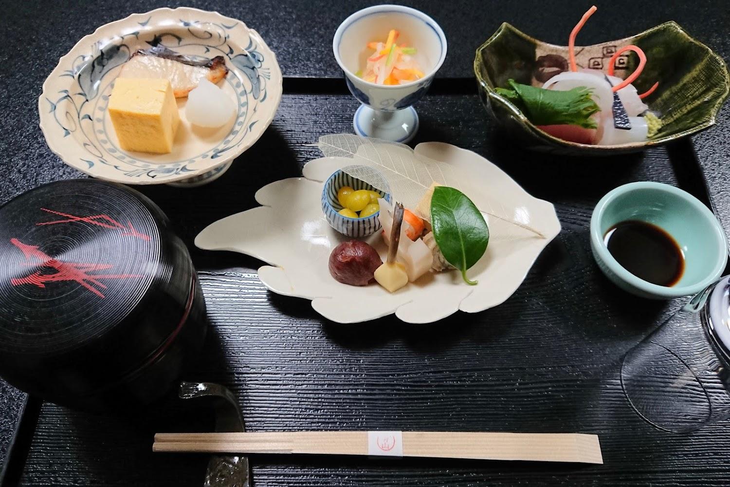 Cover Image for ホテル青山