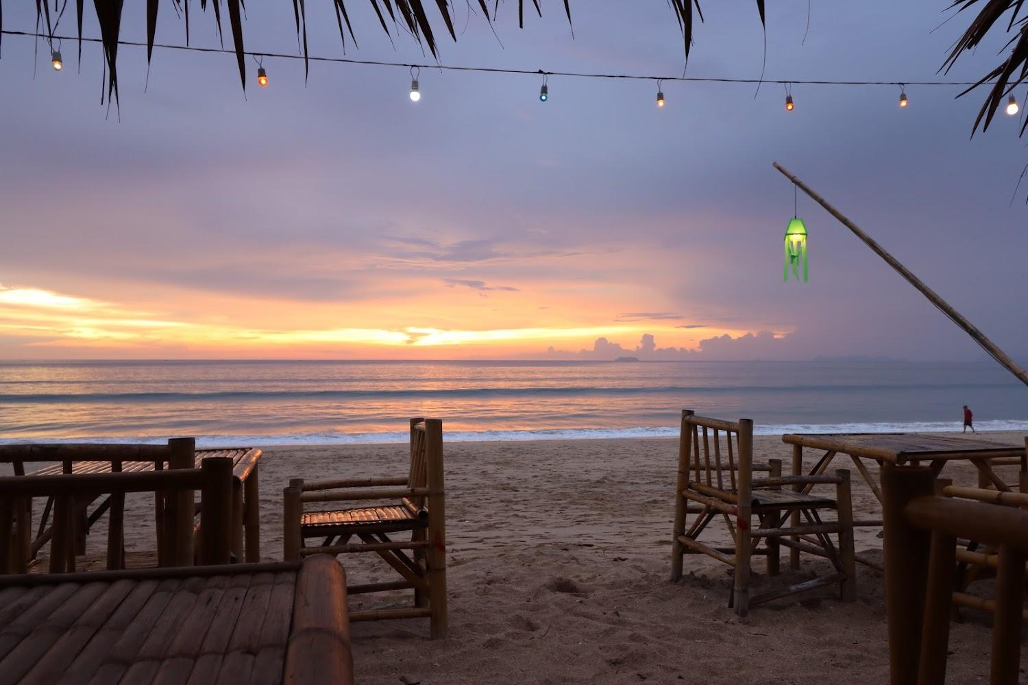 Cover Image for Lanta Palm Beach Resort