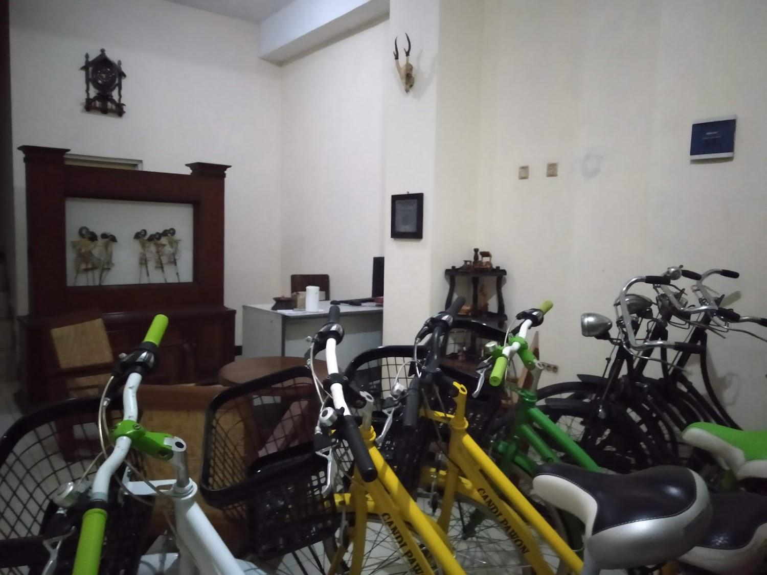 Cover Image for Pawiro Griyo HOMESTAY