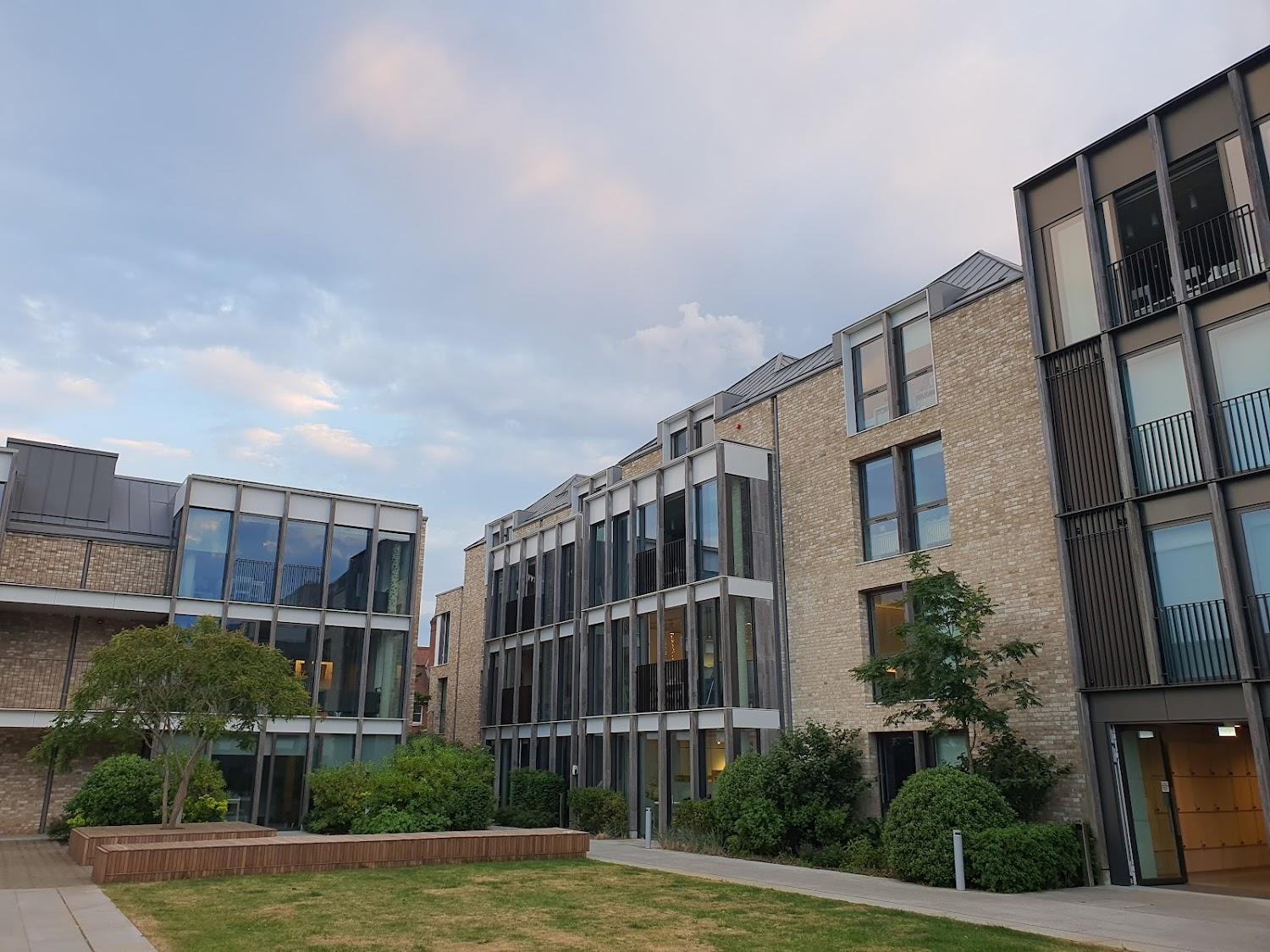 Cover Image for Dorothy Wadham Building