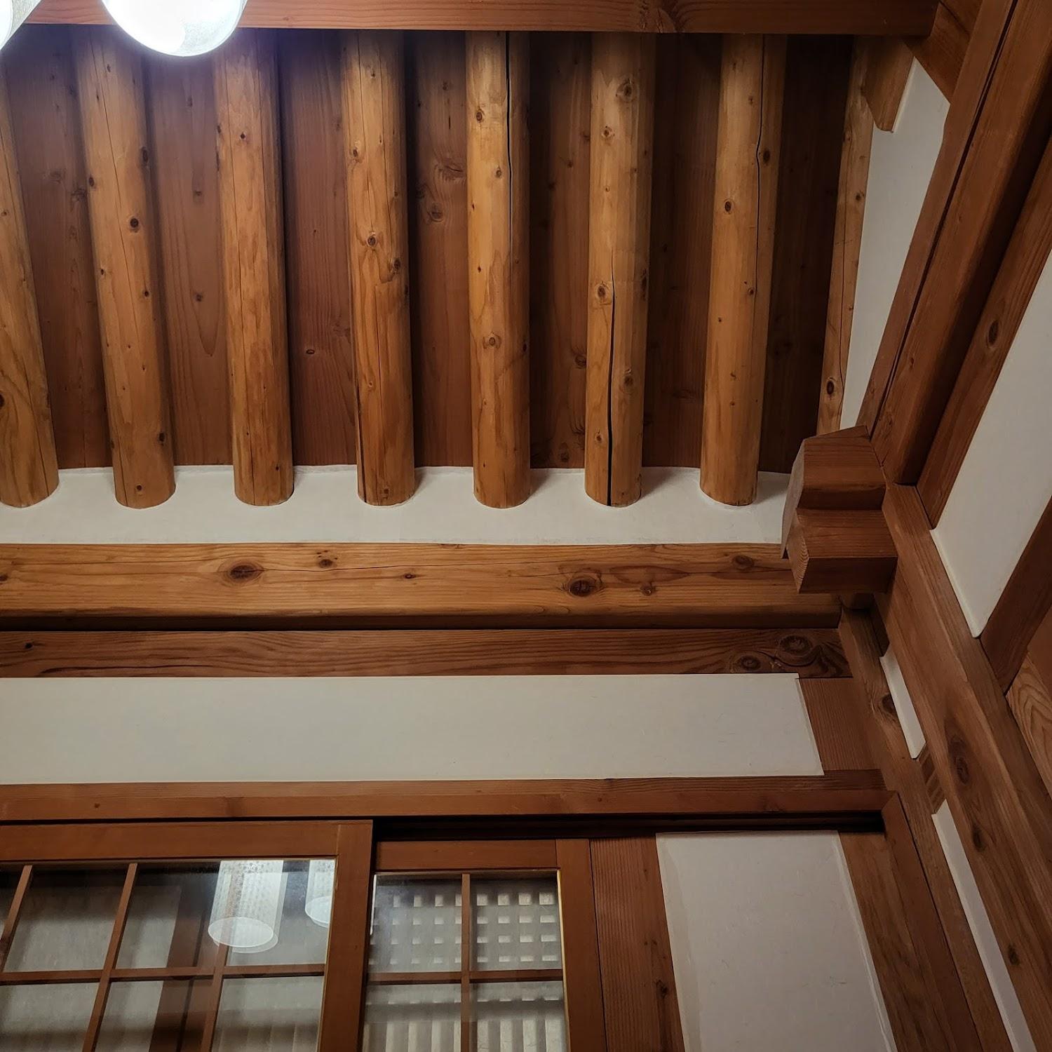 Cover Image for 전주 한옥마을 덕수궁
