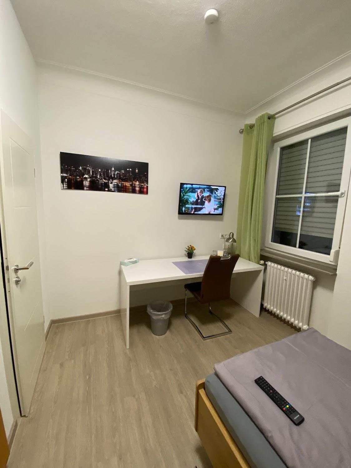 Cover Image for Hotel Post