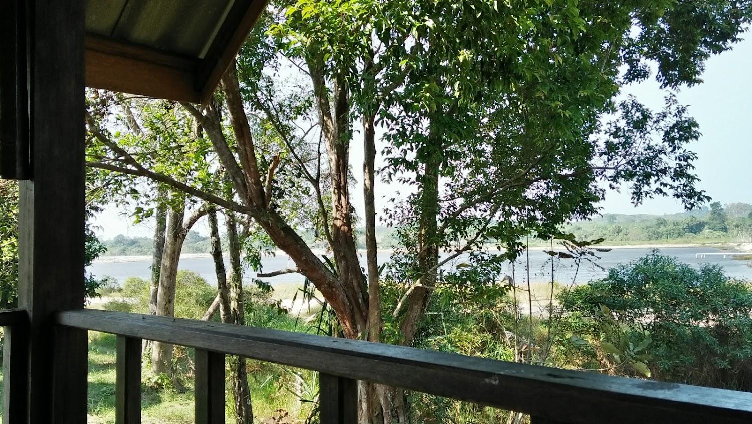 Cover Image for Lake View Bungalows