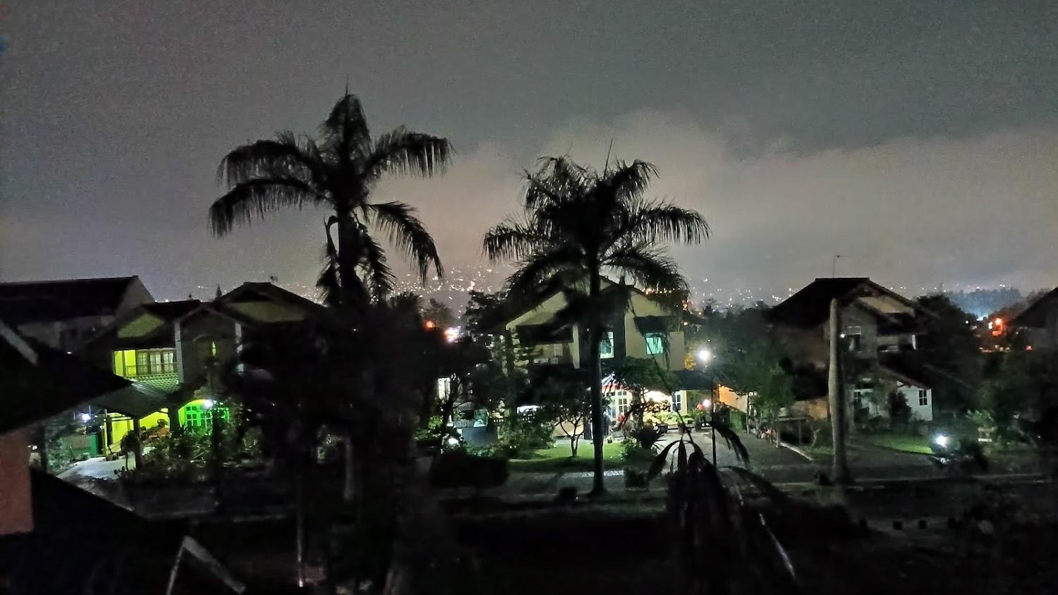 Cover Image for Pertiwi Homestay near Museum Angkut Batu Mitra RedDoorz