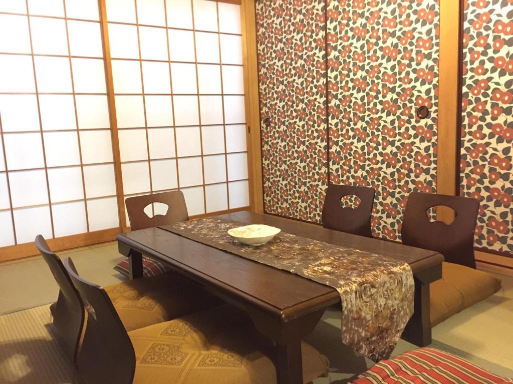 Cover Image for Yumeji House