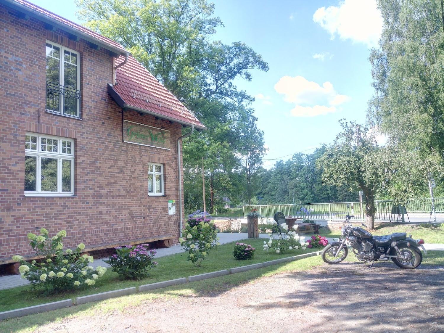 Cover Image for Spreewald-Apartments „Grüner Wald“ & Landflair-Ladencafé