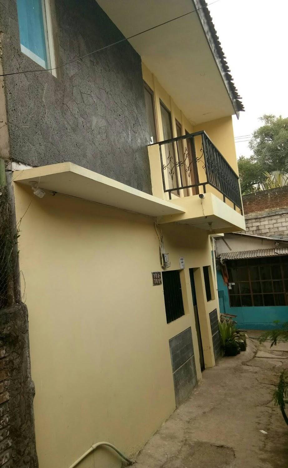 Cover Image for Kosan Ibu Iwang