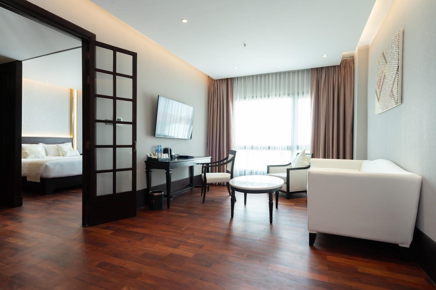 Cover Image for Mintra Hotel