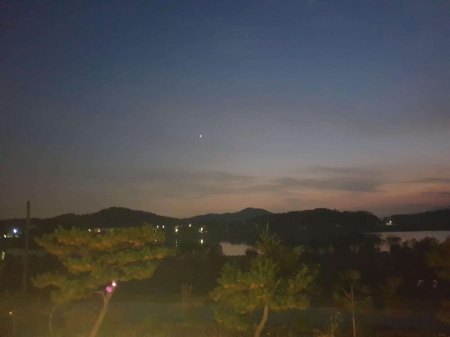 Cover Image for 이포보강변펜션