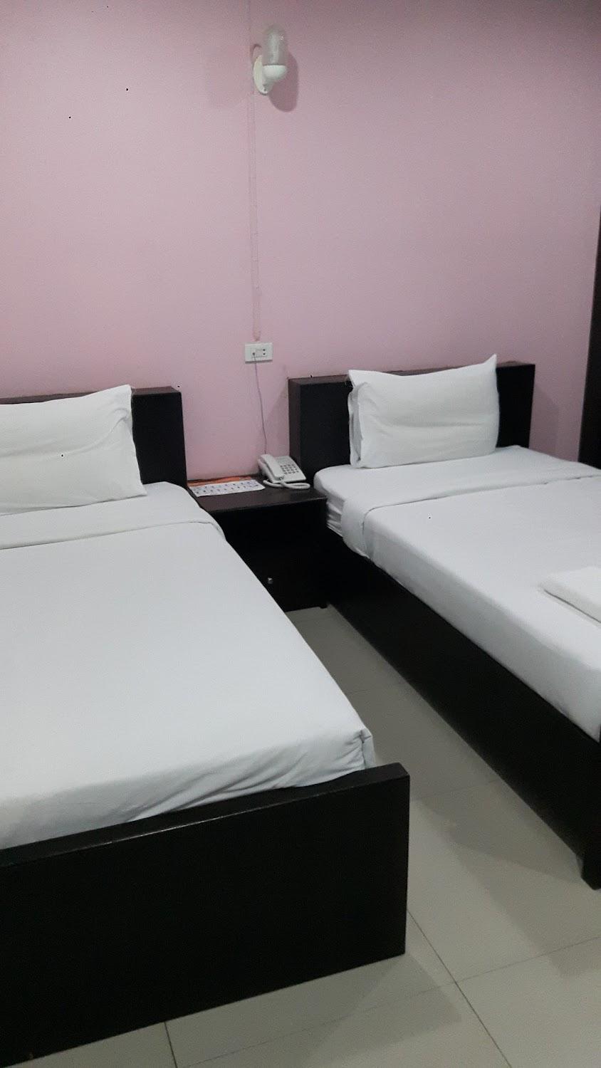 Cover Image for Maek Mai Hotel