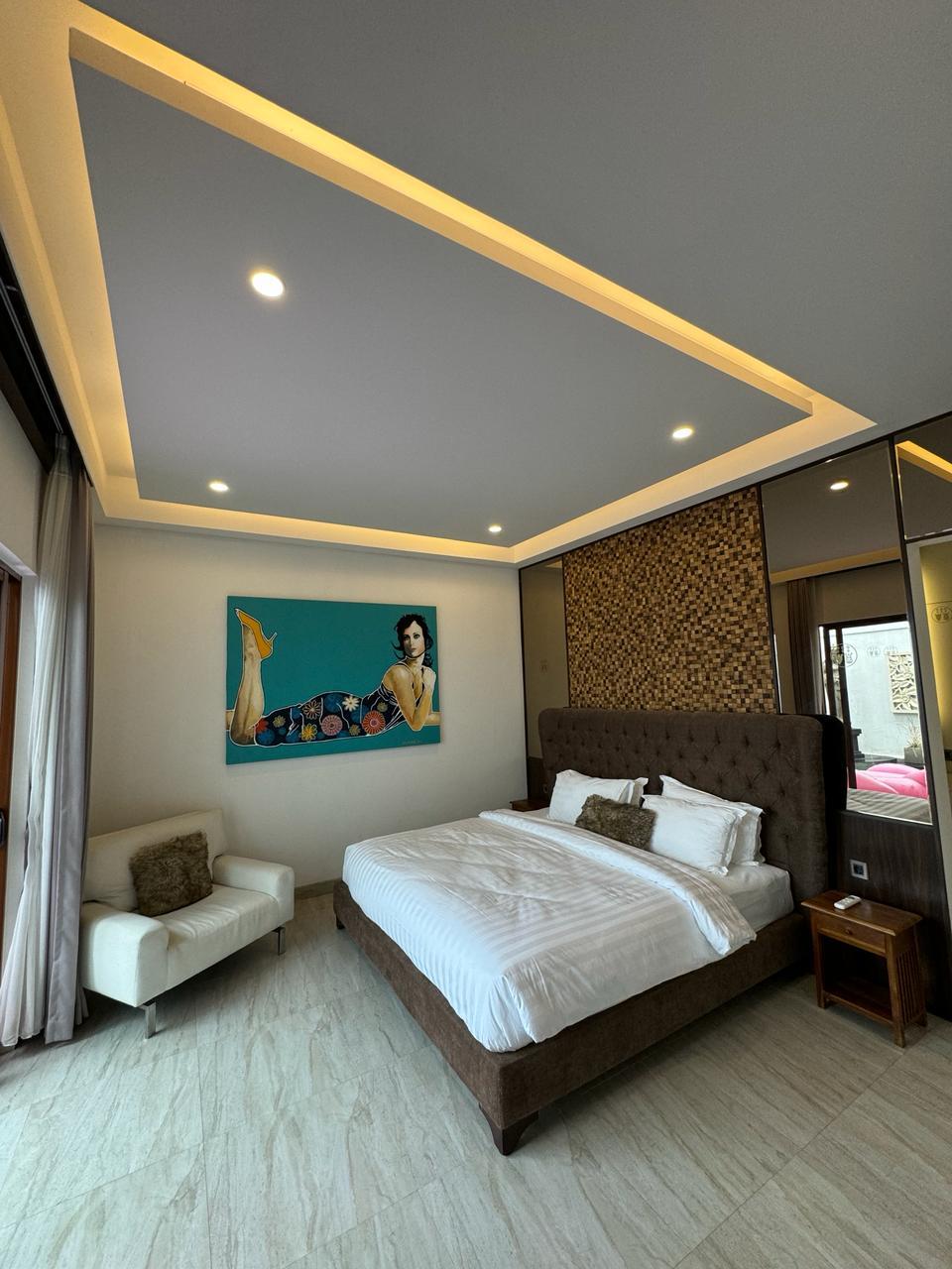 Cover Image for Villa Rose