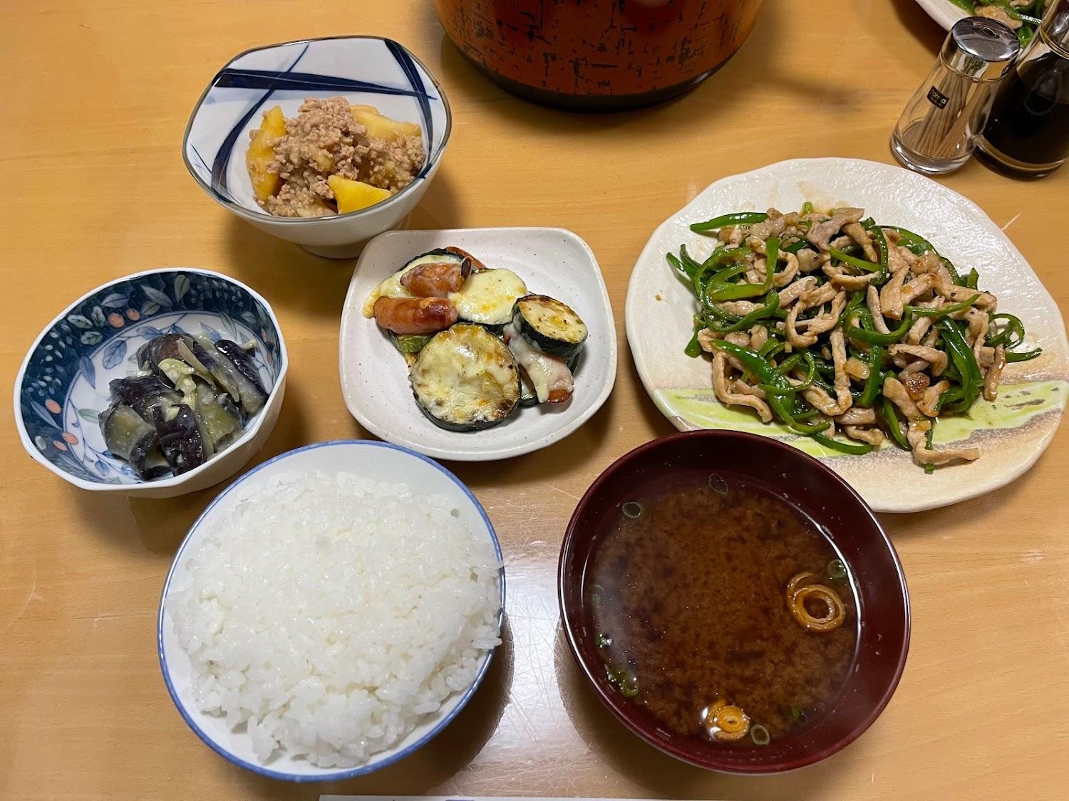 Cover Image for Ảnh At a glance