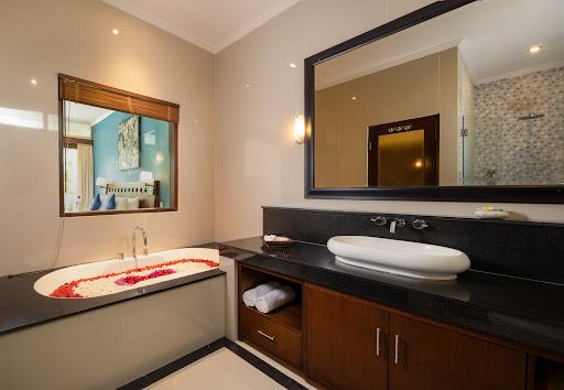 Cover Image for Lumbung Sari Hotel