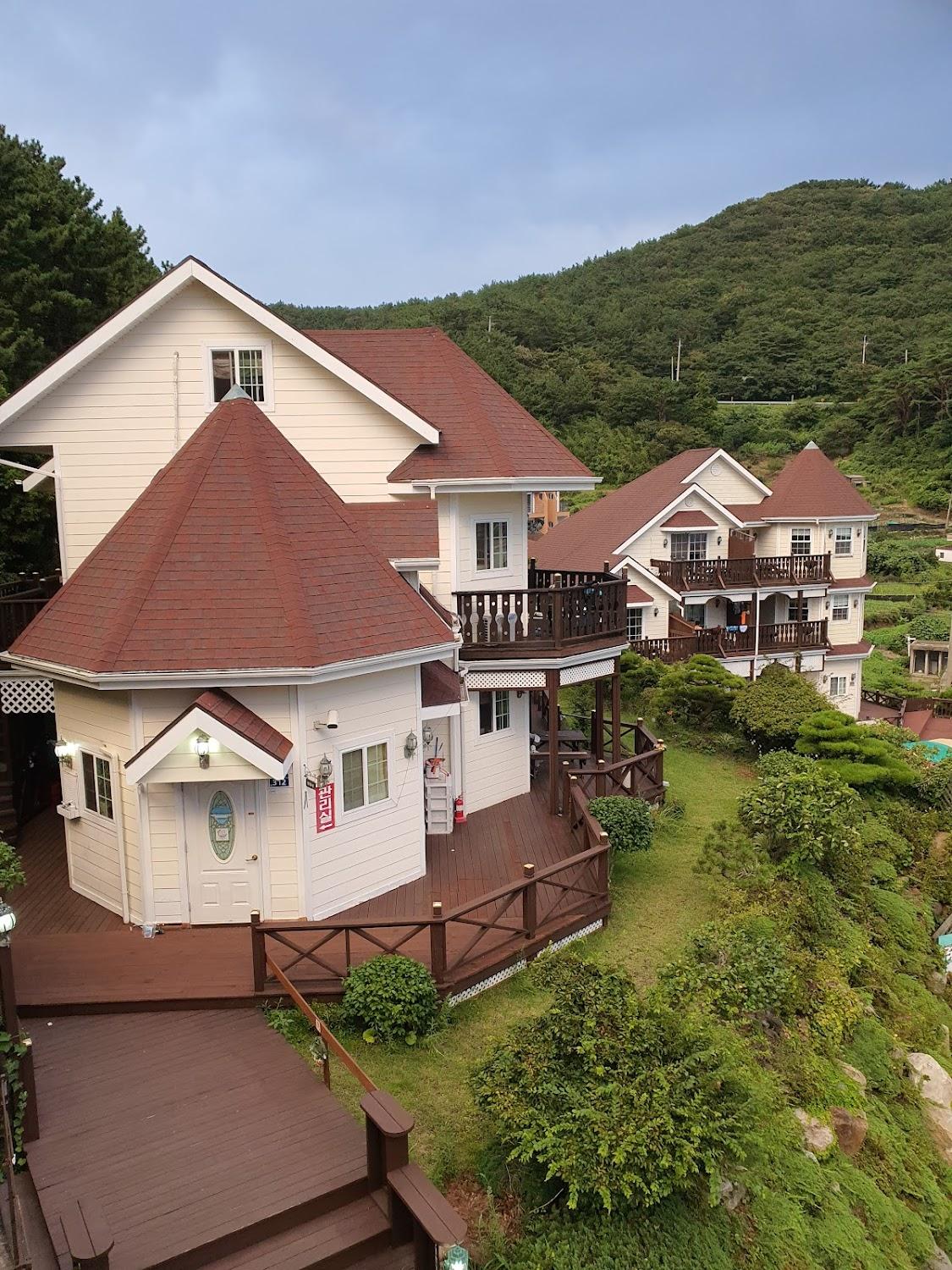Cover Image for 거제 꿈에그린펜션