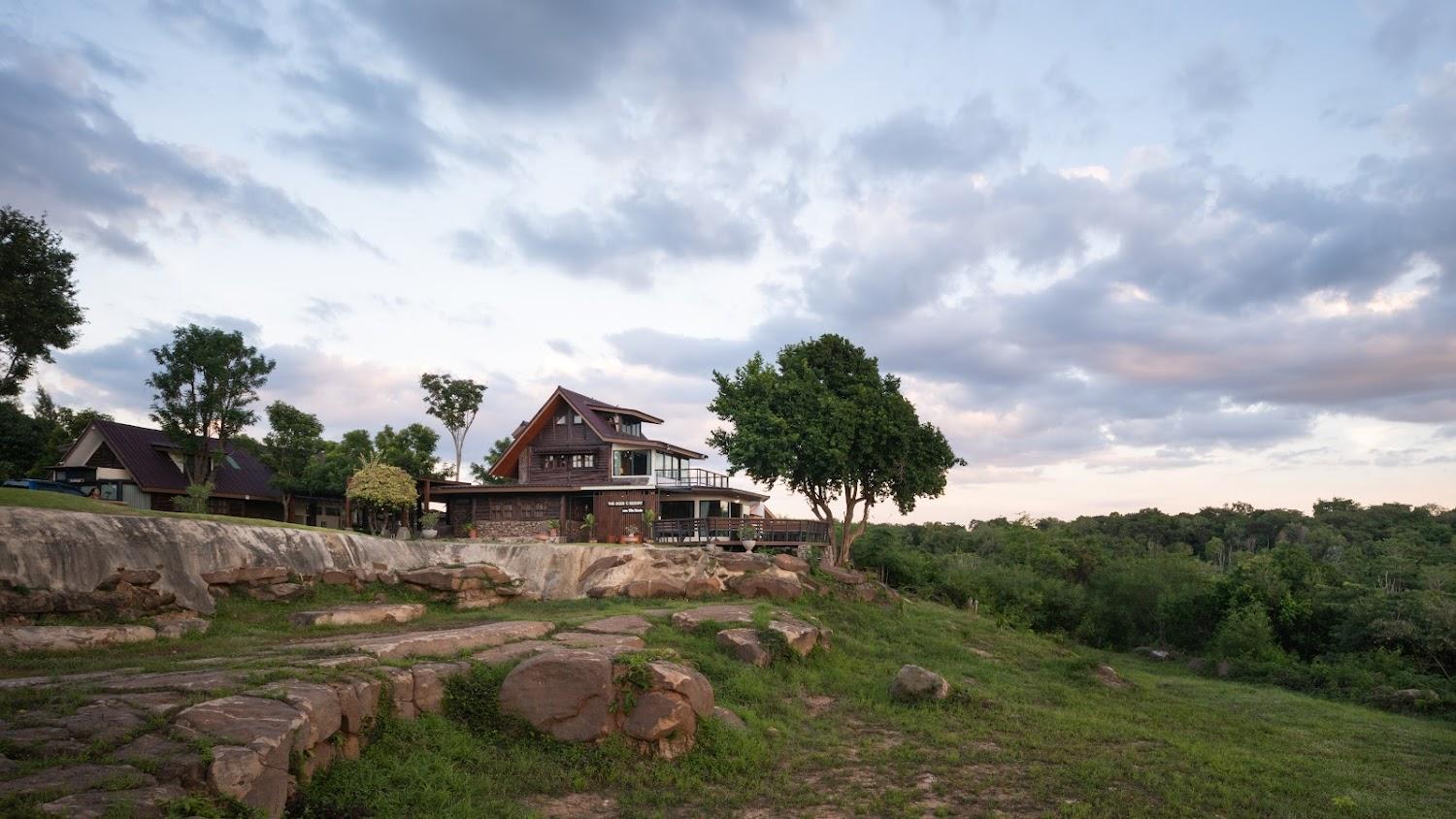 Cover Image for The Scenic Resort