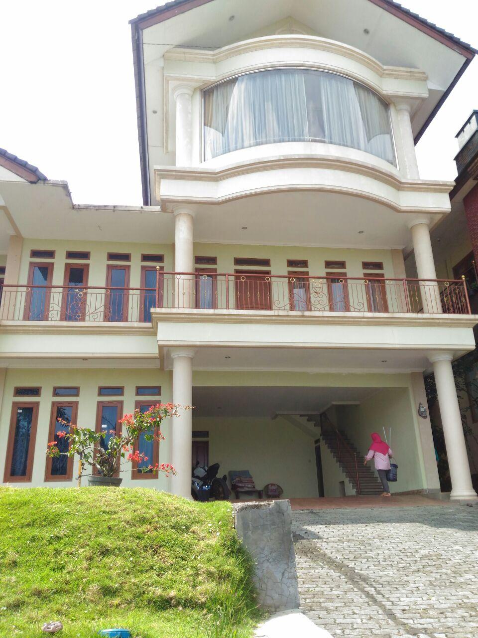 Cover Image for Rental Villa Istana Bunga Lembang