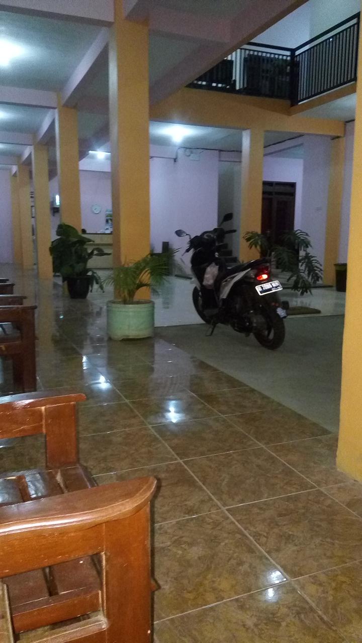 Cover Image for HOTEL PURNAMA Sumenep