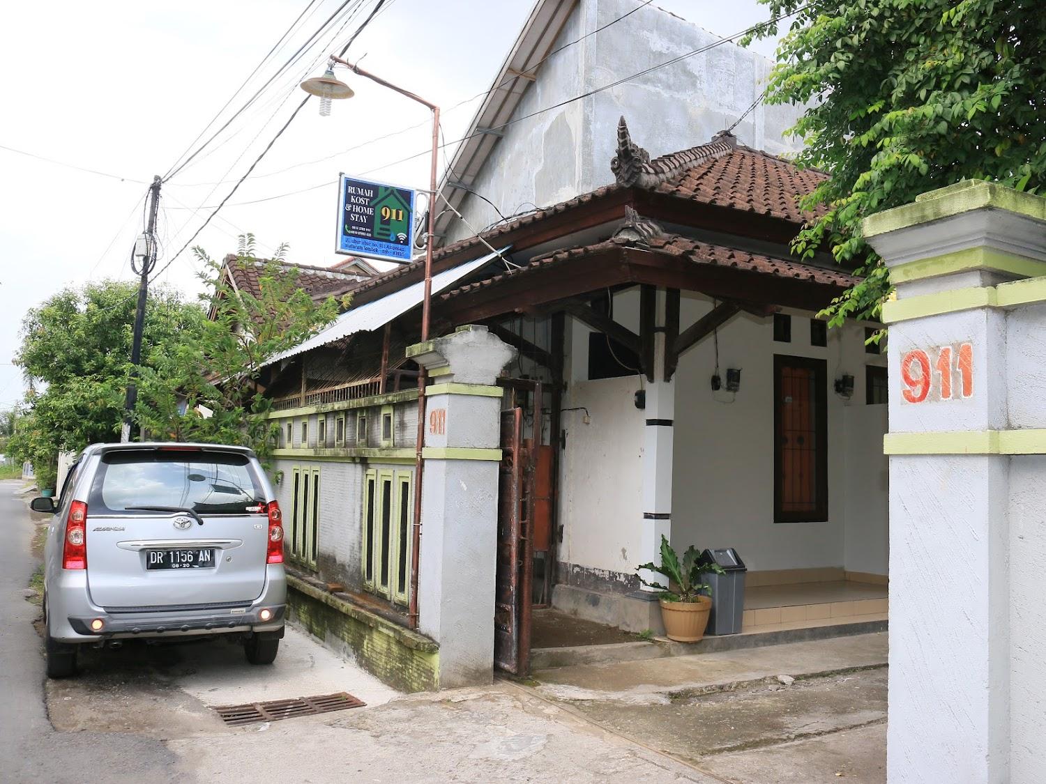 Cover Image for OYO 960 Kost & Homestay 911