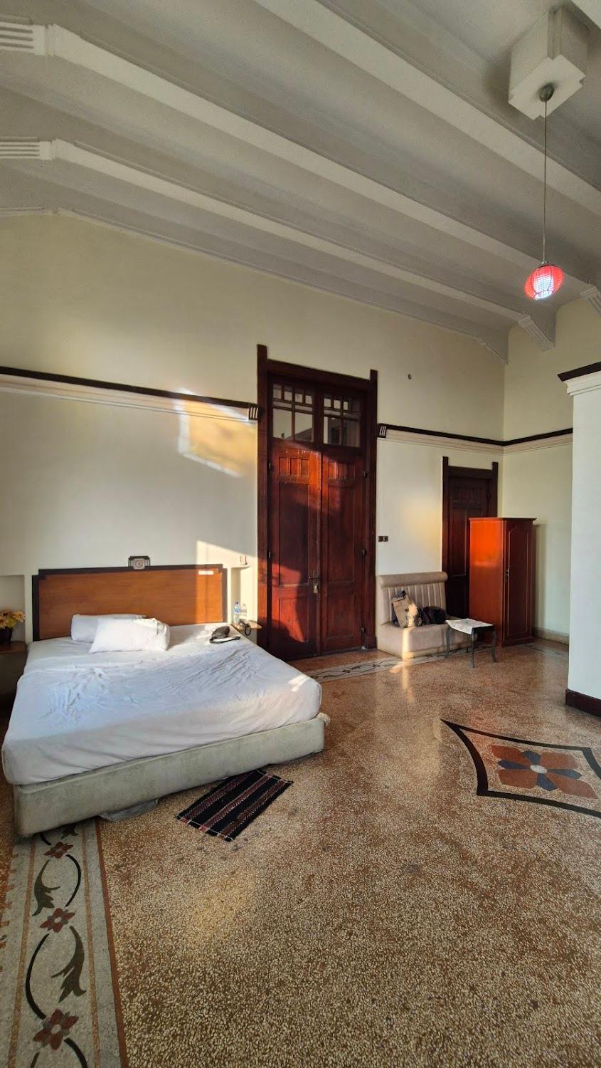 Cover Image for Hotel Niagara