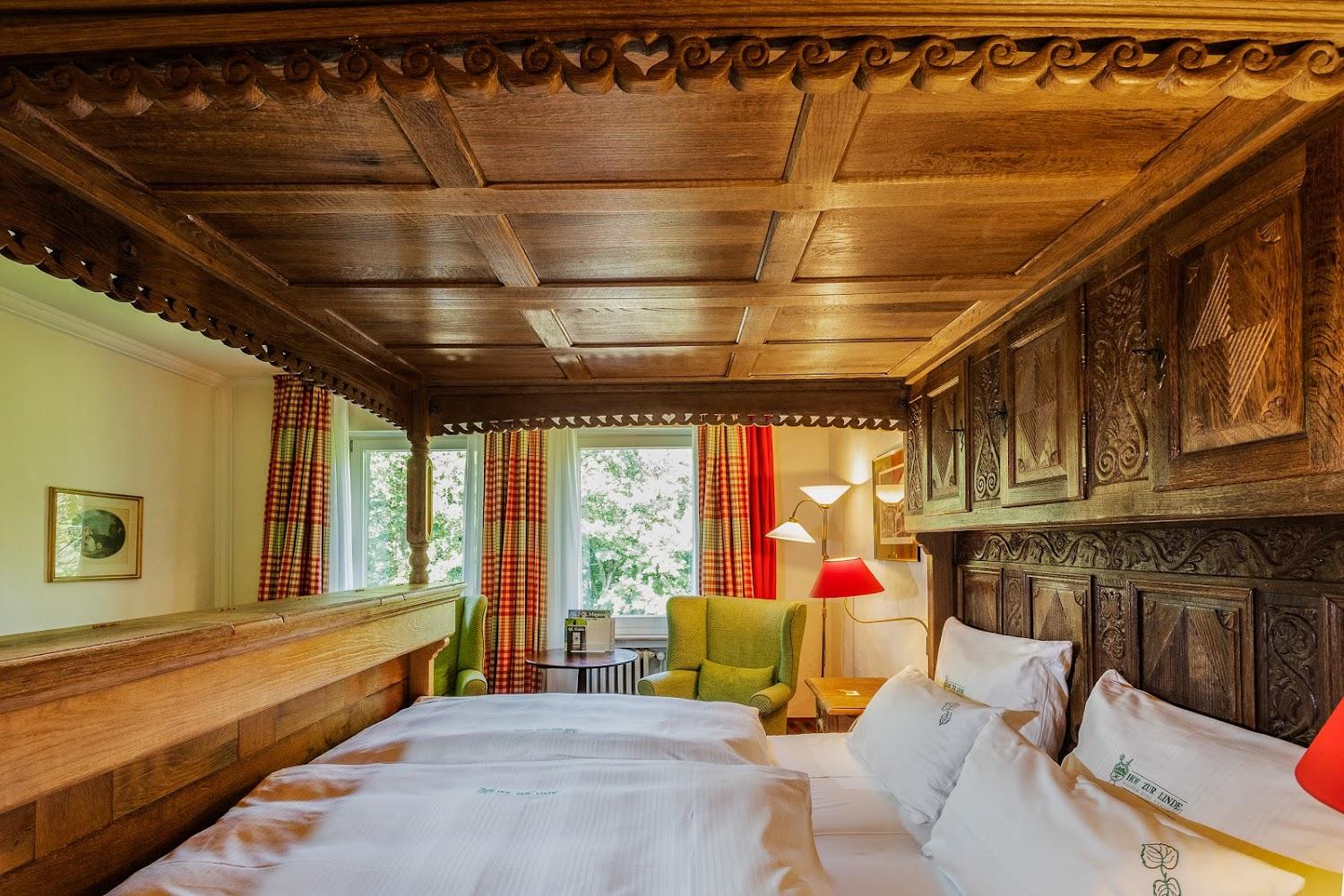 Cover Image for Romantik Hotel Hof zur Linde