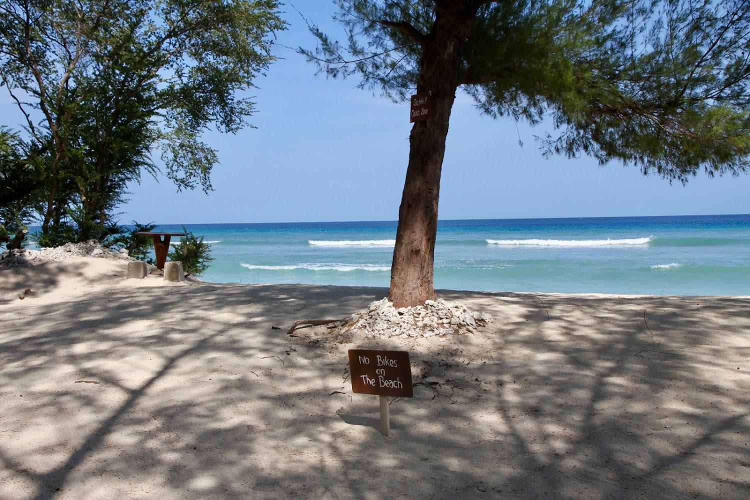 Cover Image for Sunset Beach Yoga Gili Trawangan