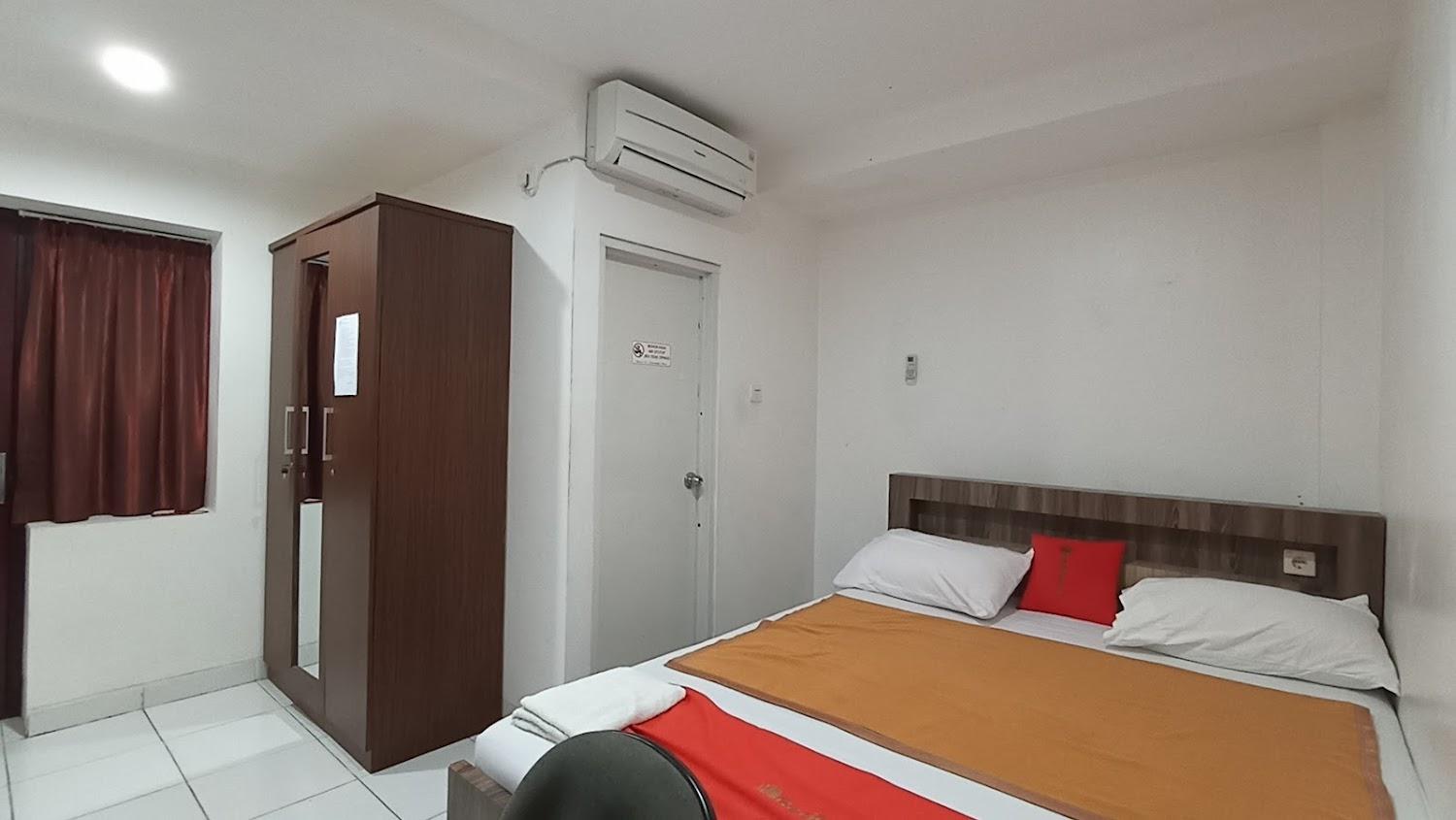 Cover Image for RedDoorz near Living Plaza Balikpapan