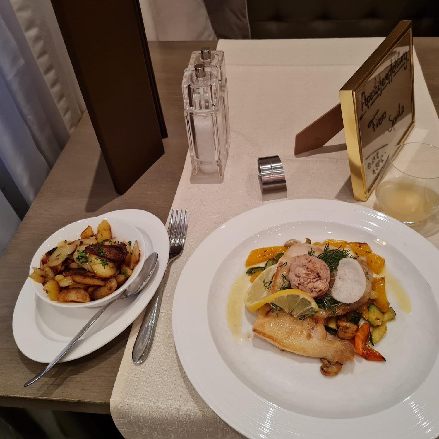 Cover Image for Hotel & Restaurant Waldklause