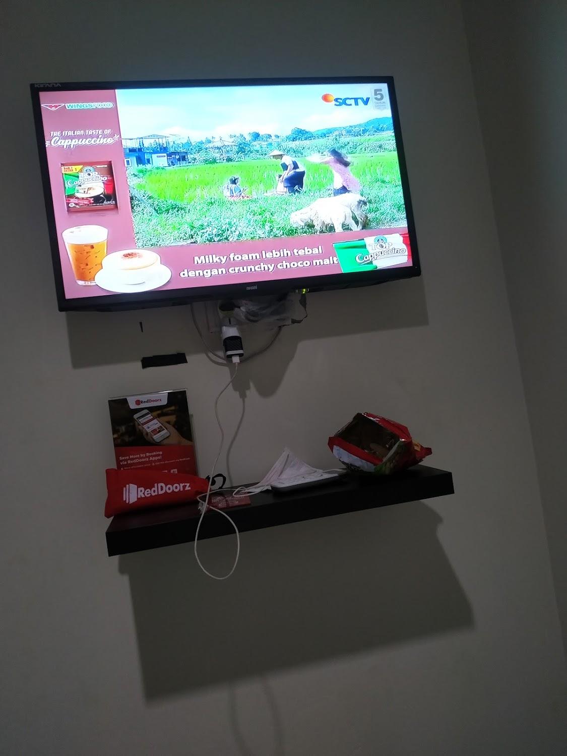 Cover Image for RedDoorz near Taman Mini Jakarta
