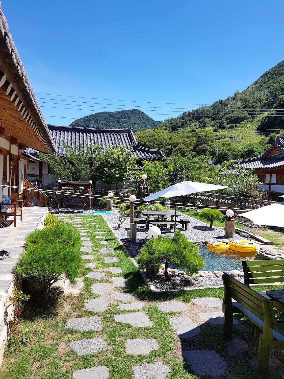 Cover Image for 가곡여울펜션