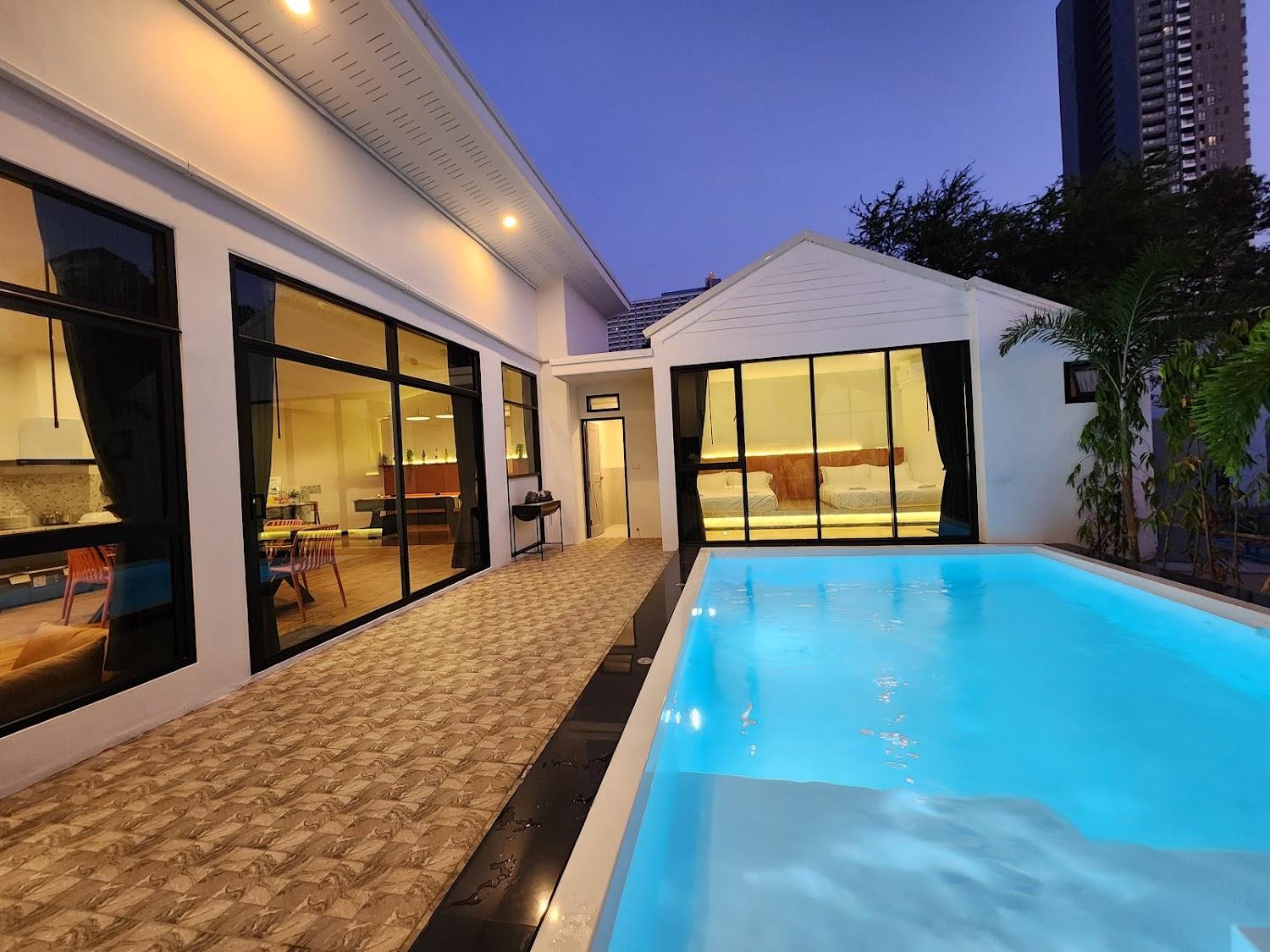 Cover Image for Madaguscar Pool Villa พัทยา-จอมเทียน
