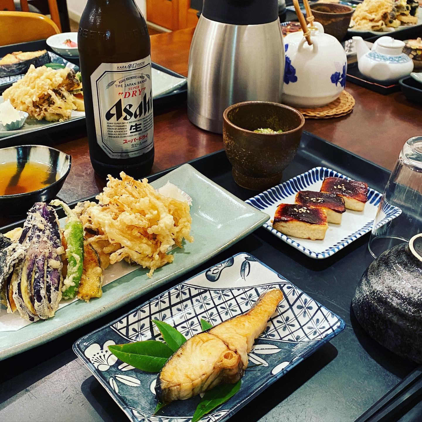 Cover Image for Kasuga Inn