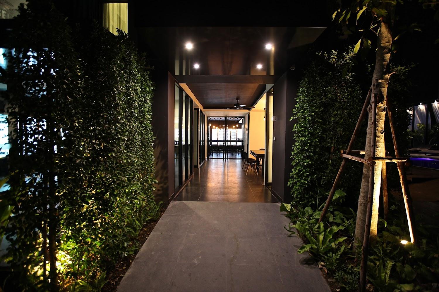 Cover Image for BED Nimman Hotel
