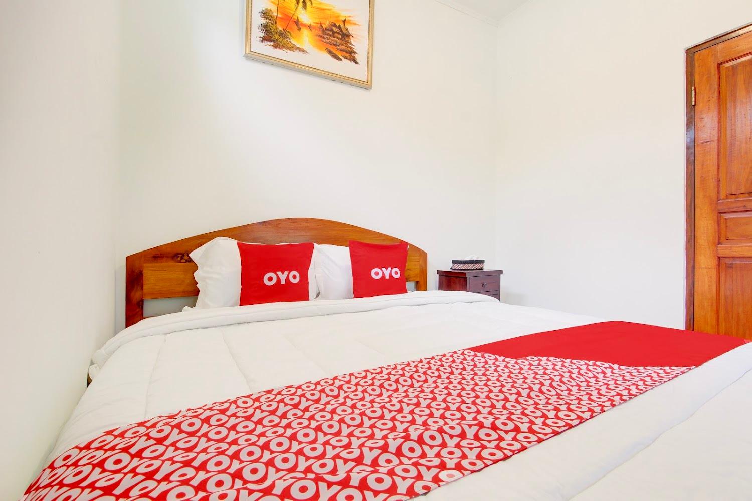 Cover Image for OYO 93789 Mbah Carik Homestay Syari'ah