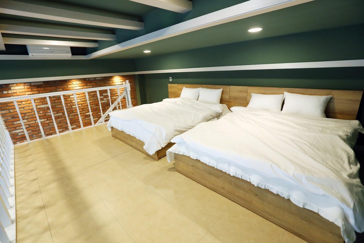 Cover Image for 베러플레이스