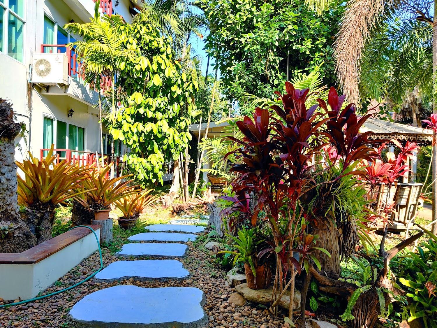 Cover Image for Thongpaeka Hotel