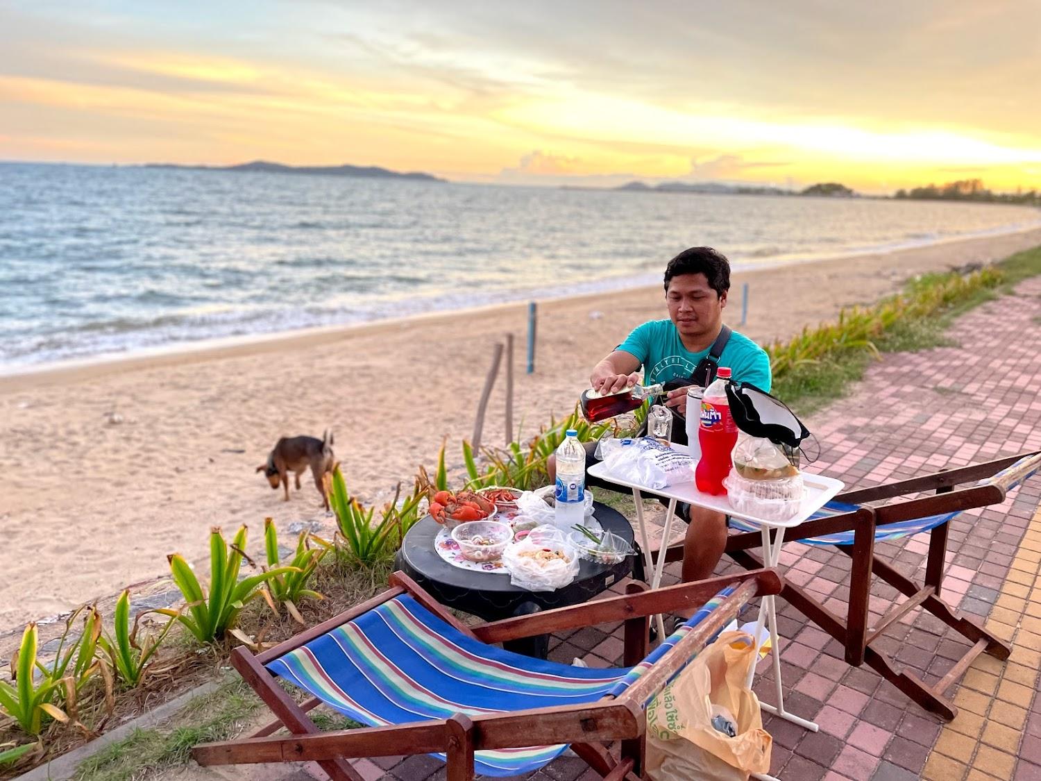 Cover Image for เรือนไทยริมหาด