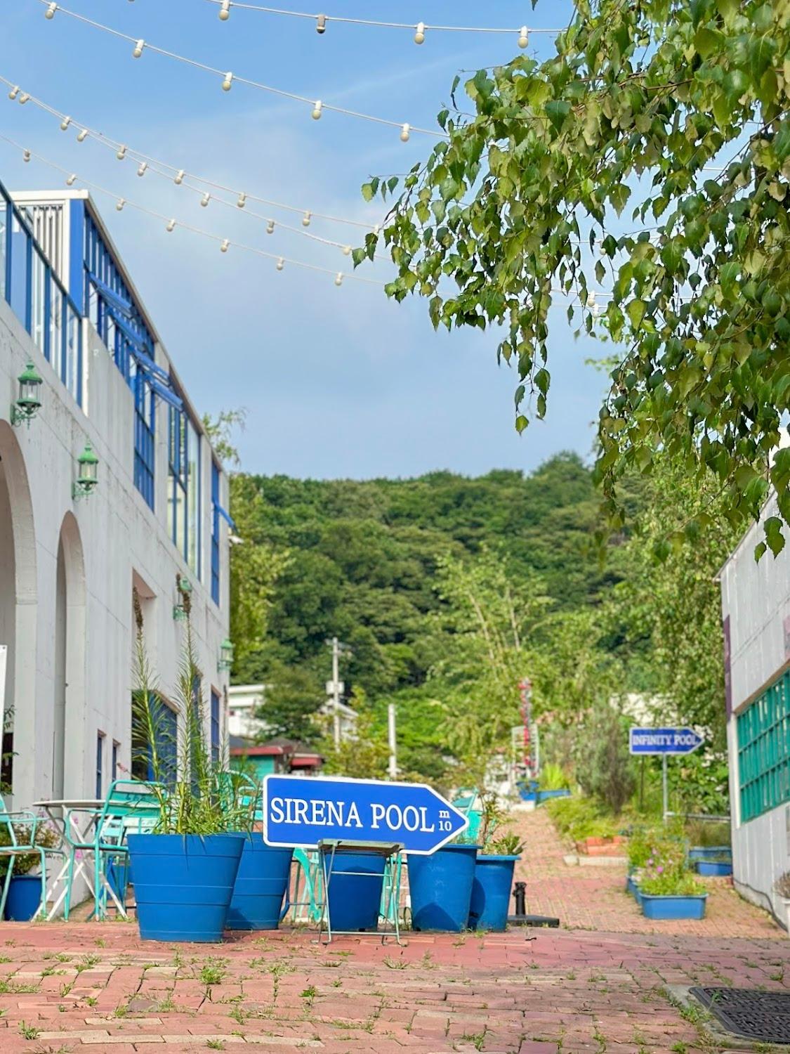 Cover Image for 가평 스페인마을 풀램핑