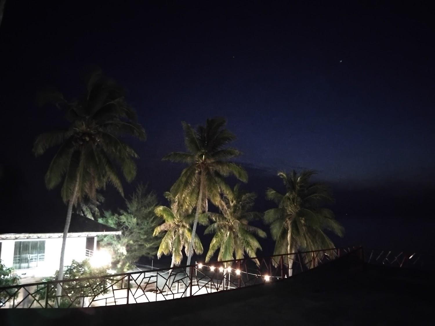 Cover Image for Khanom Sunrise Beach Hotel