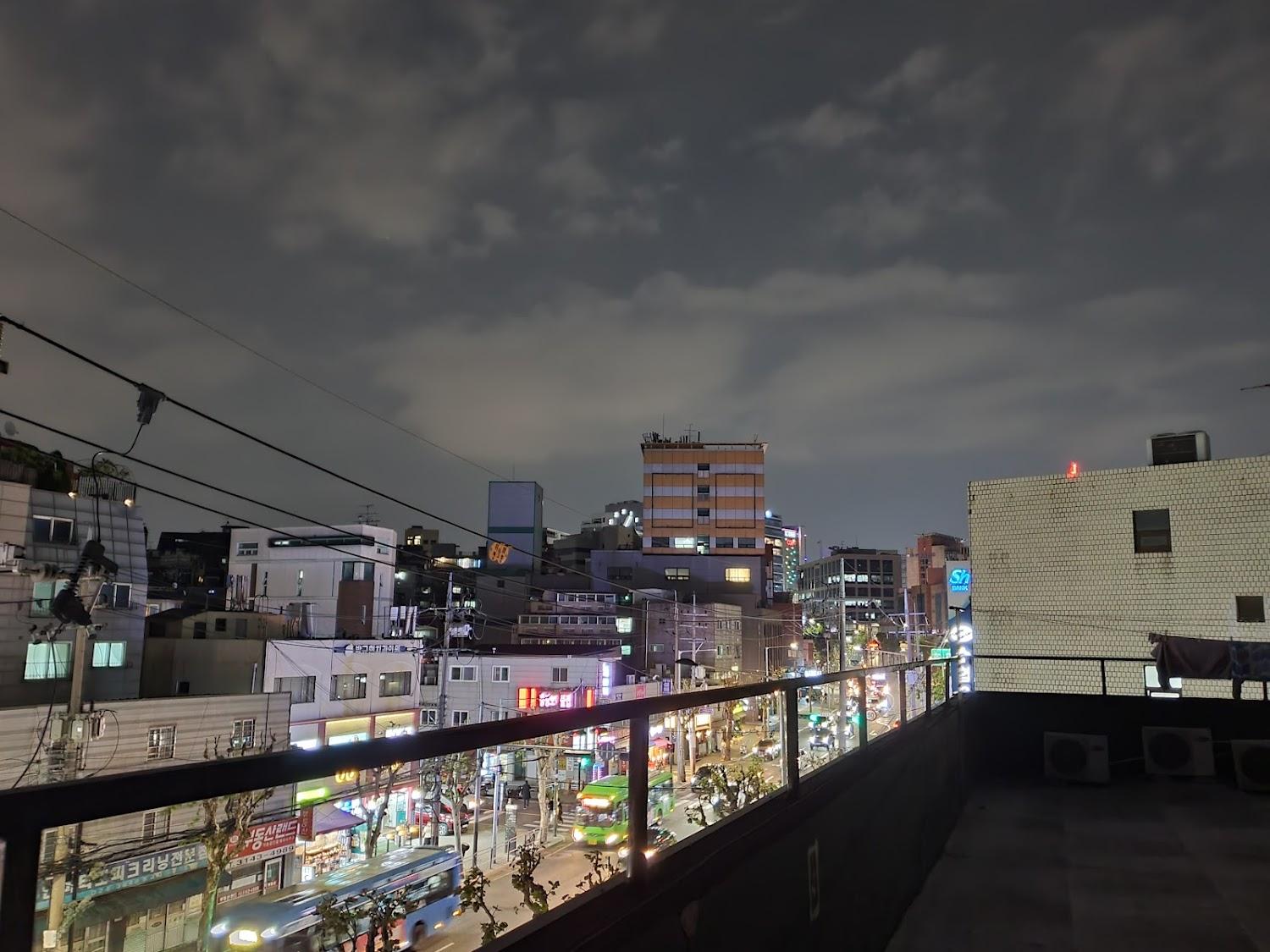 Cover Image for W House