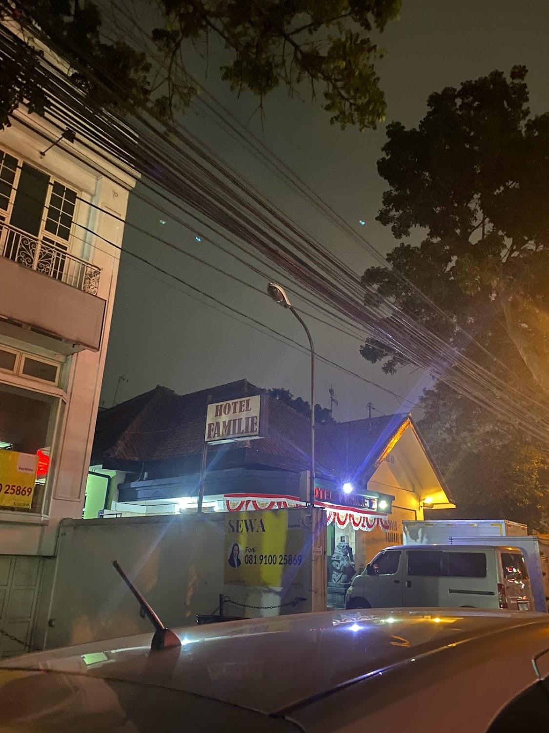 Cover Image for Ảnh At a glance