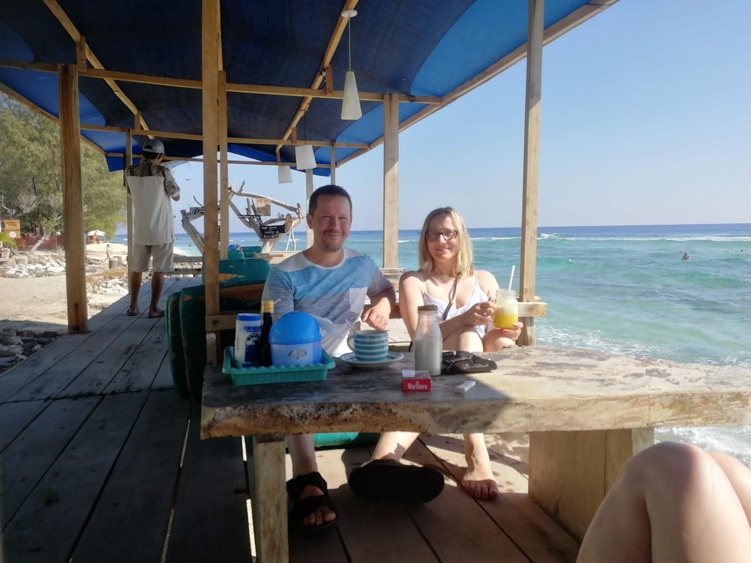 Cover Image for Coral Beach Pizza Cottages