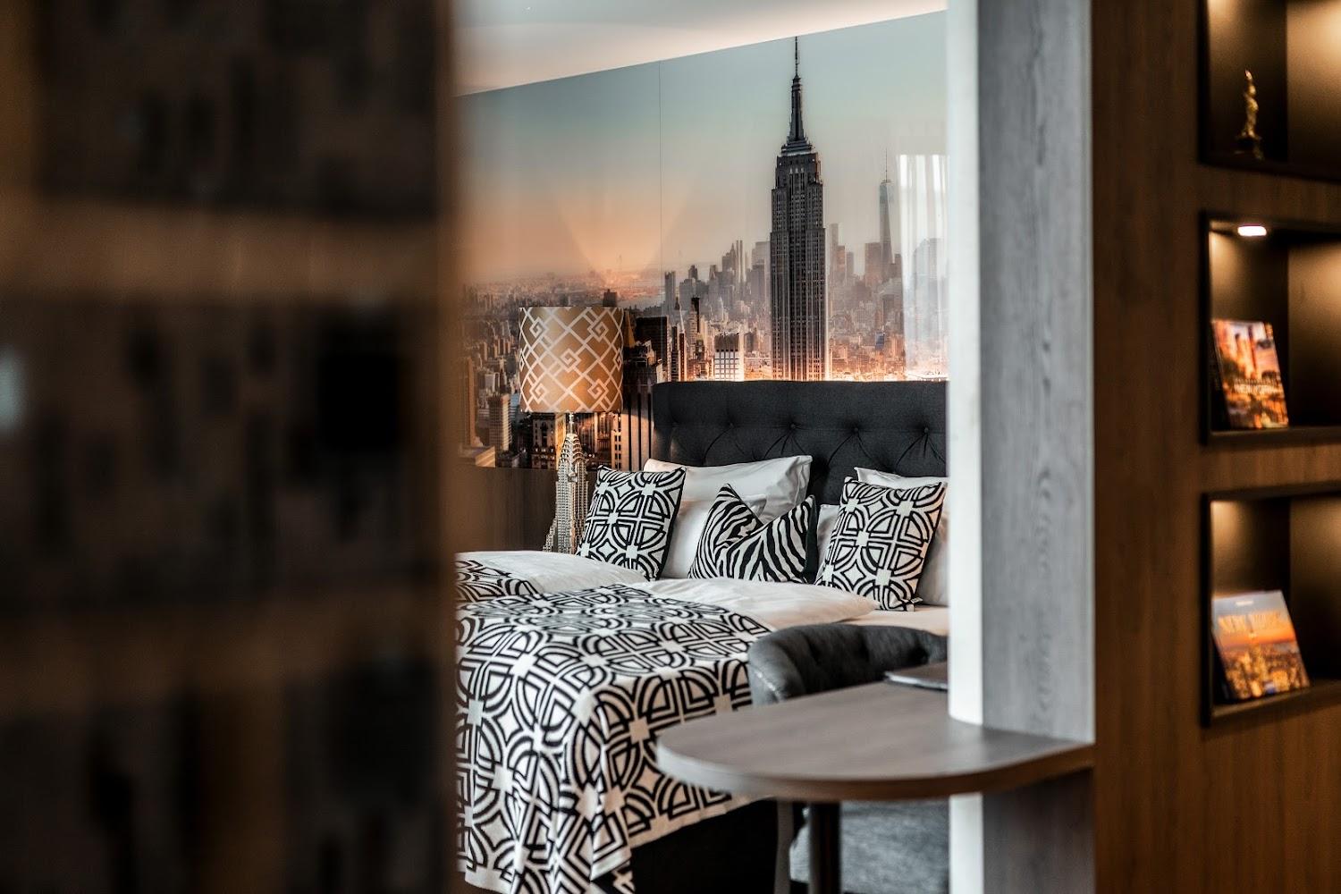 Cover Image for BLOCK Hotel & Living