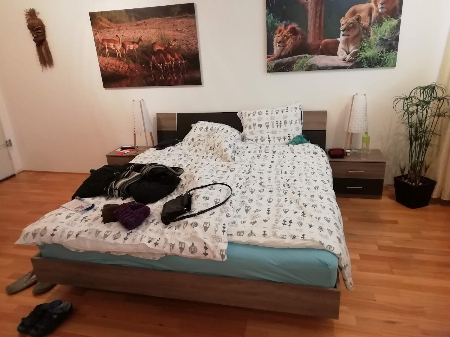 Cover Image for NiceRooms
