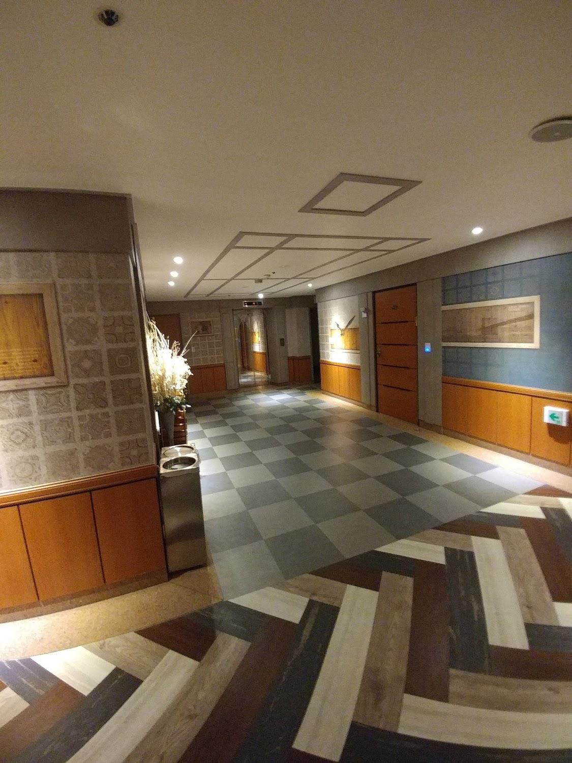 Cover Image for 둔산 로데오